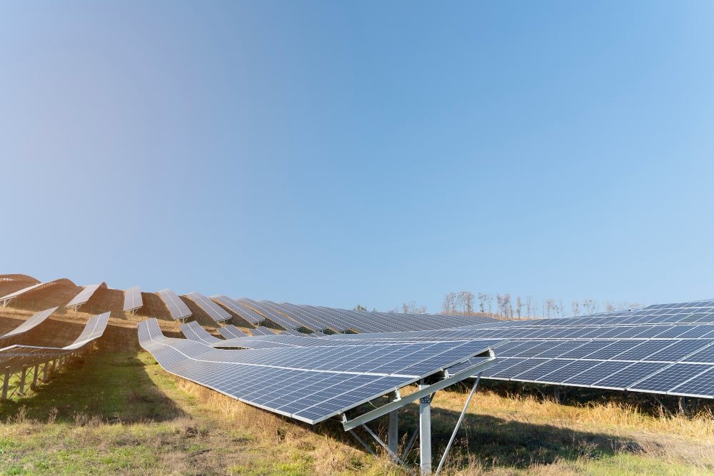 How Solar Energy Is Changing Big Industries in Pakistan